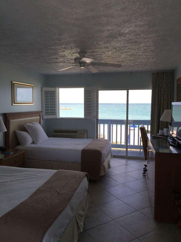 Rhumcay Beach Resort And Grille Fort Pierce Bagian luar foto