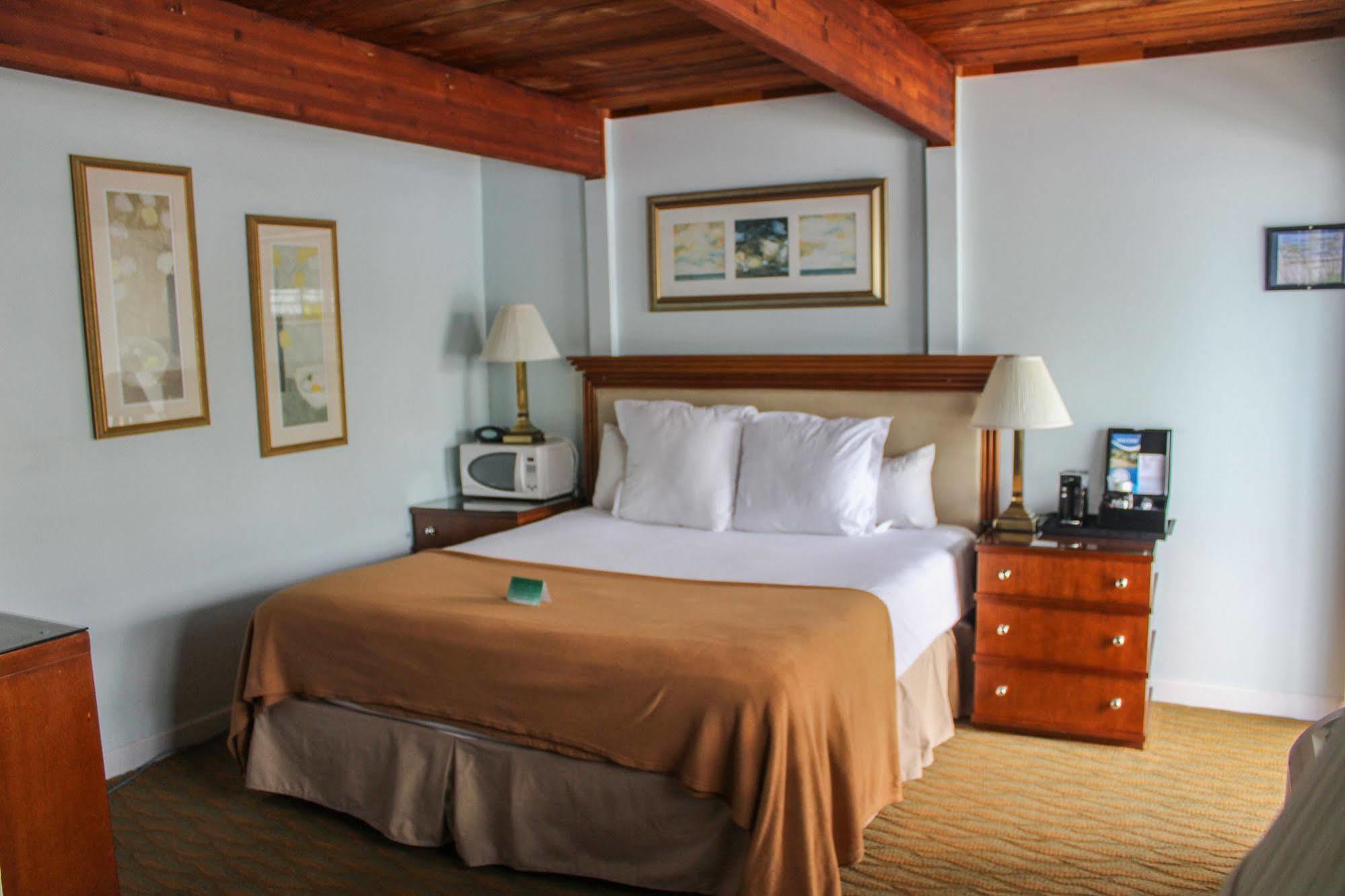 Rhumcay Beach Resort And Grille Fort Pierce Bagian luar foto