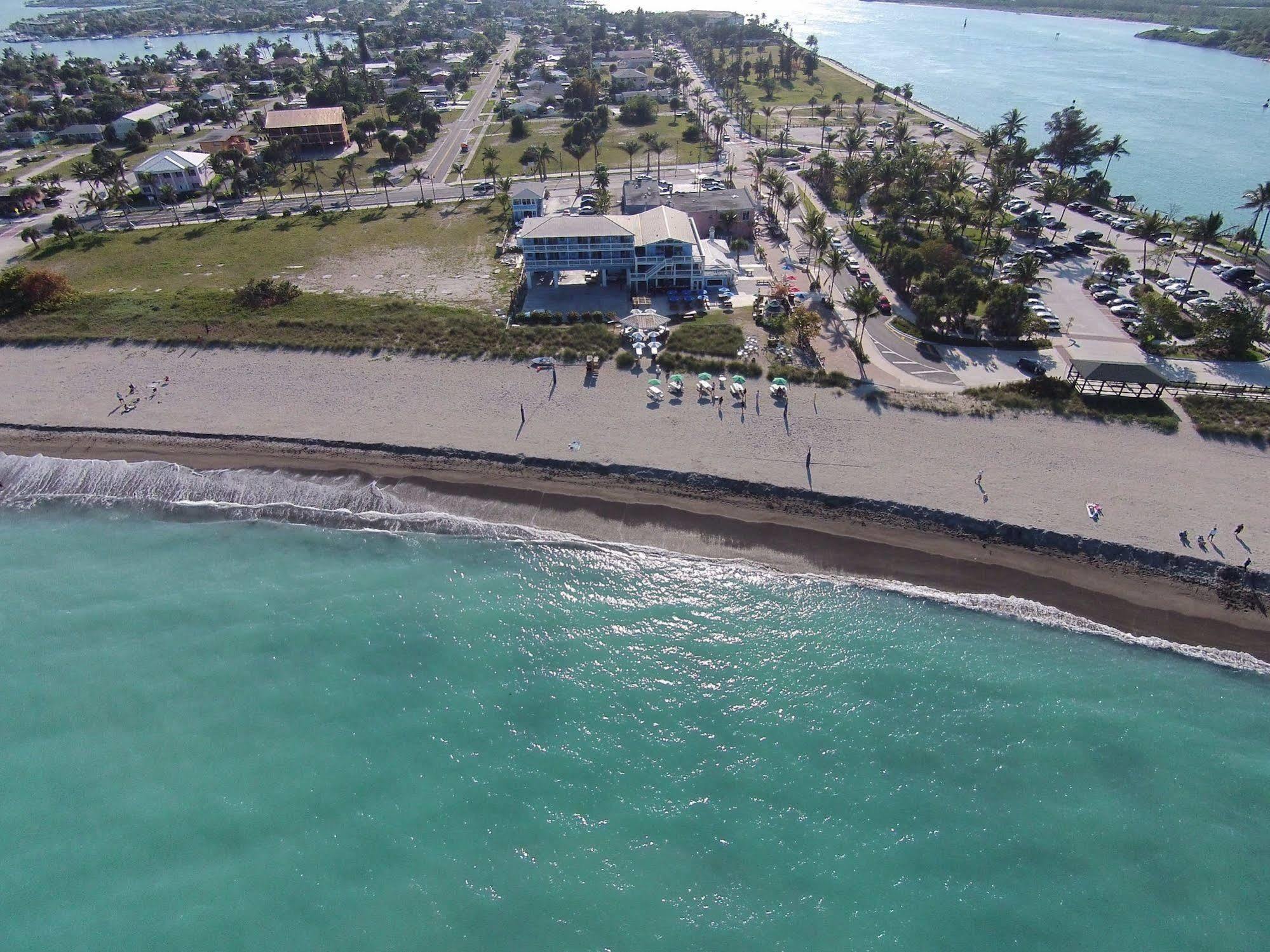 Rhumcay Beach Resort And Grille Fort Pierce Bagian luar foto